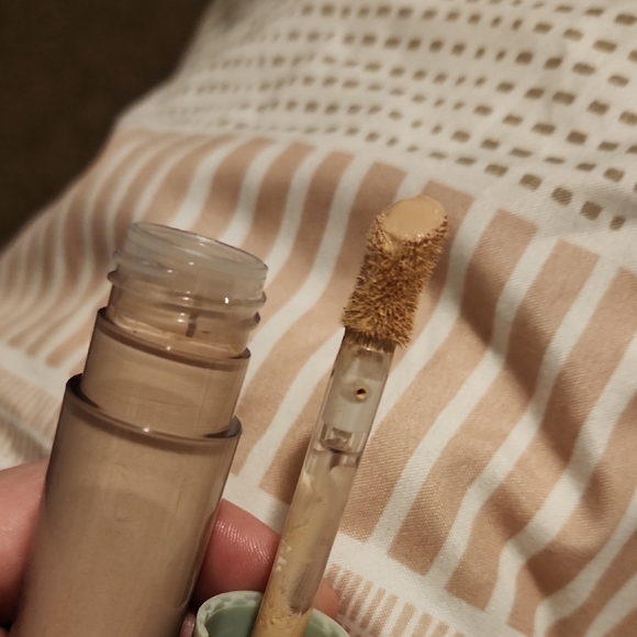 Concealer BUNDLE - Picture 6 of 11